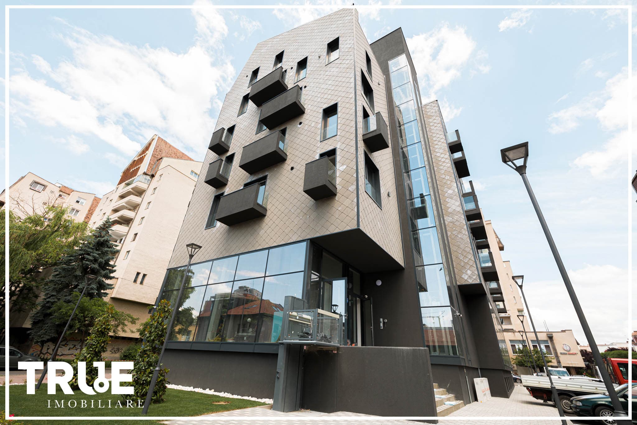 Spațiu comercial 400m² utili, ultracentral Târgu Mureș!