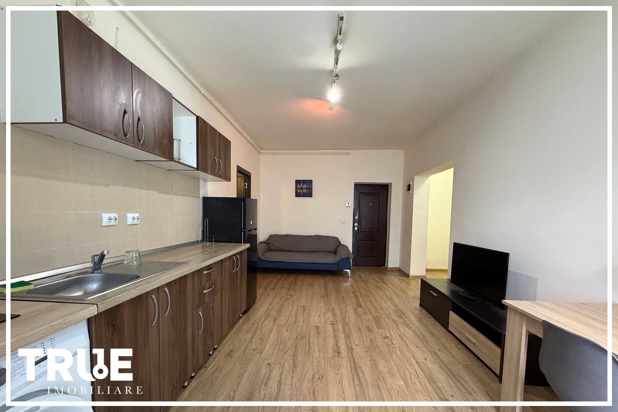 Apartament cu 3 camere de închiriat | 5 minute de Iulius Mall