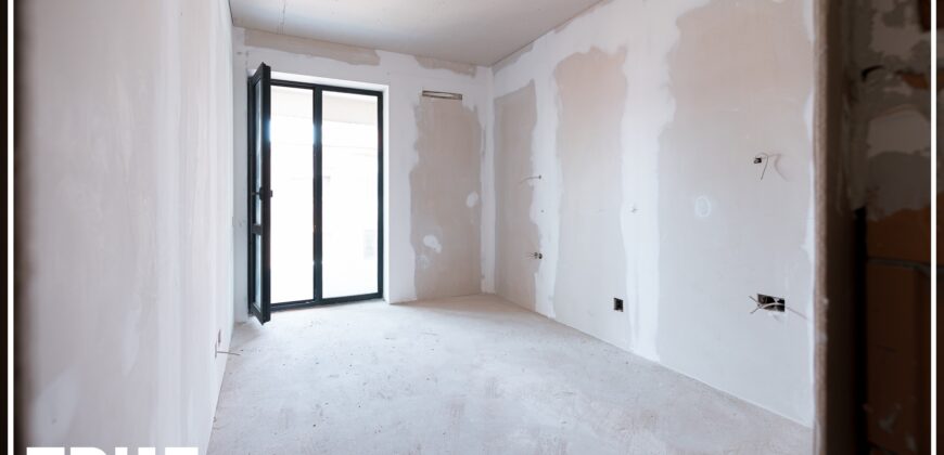 Ap. 2 cam, 57.3m² + 16.2m², ultracentral, Arossa Center, Tg. Mureș!
