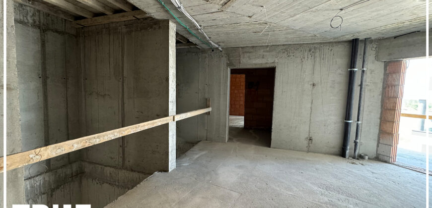 Apartament 2 camere, 42m² + 6m², Skyline City!
