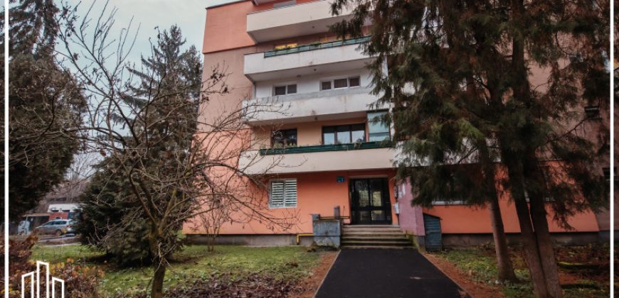 Apartament cu 3 camere de închiriat, 70m², Cornișa!