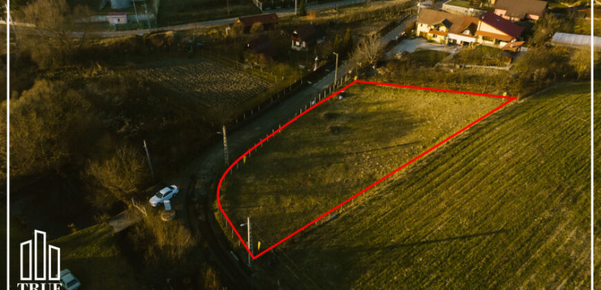 Teren intravilan de vanzare, 1800m2, Corunca!