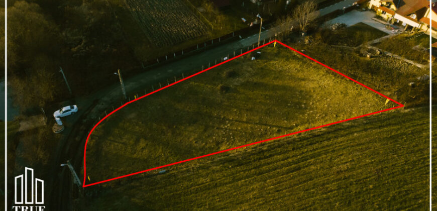 Teren intravilan de vanzare, 1800m2, Corunca!