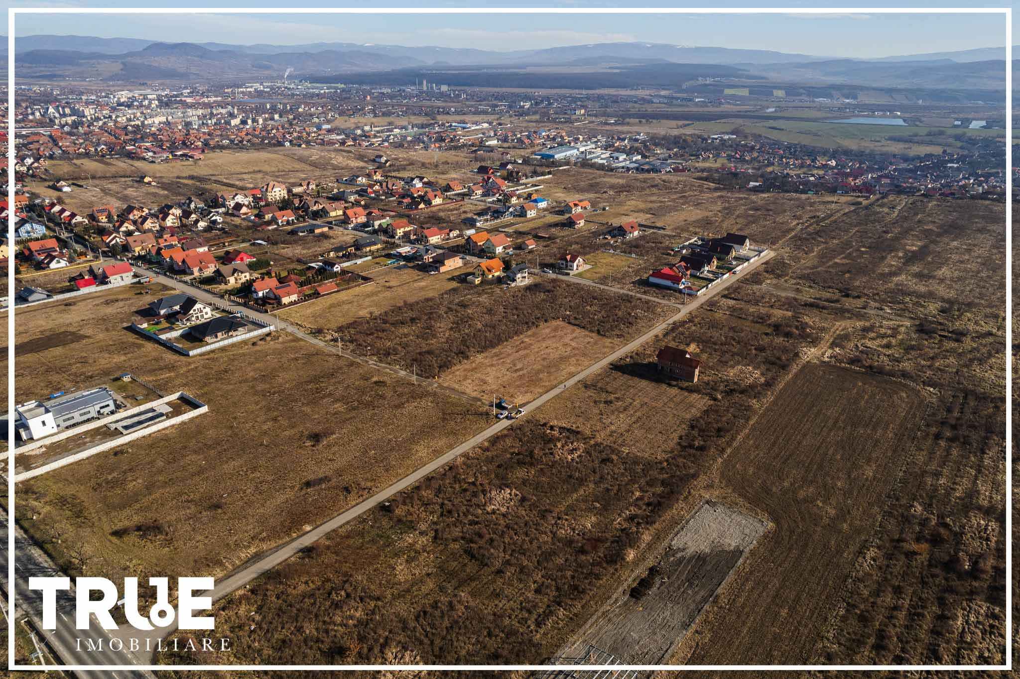Teren intravilan de vânzare, 1000m², Reghin!