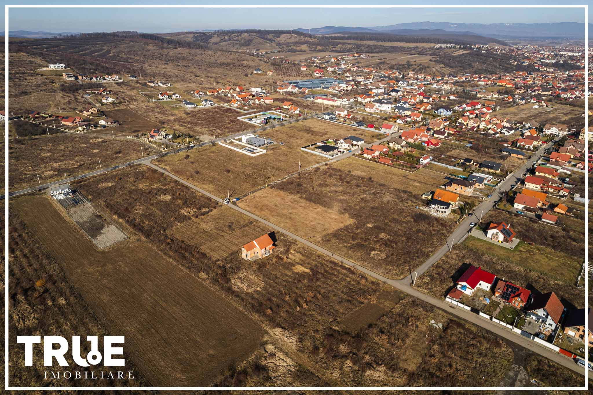 Teren intravilan de vânzare, 1000m², Reghin!
