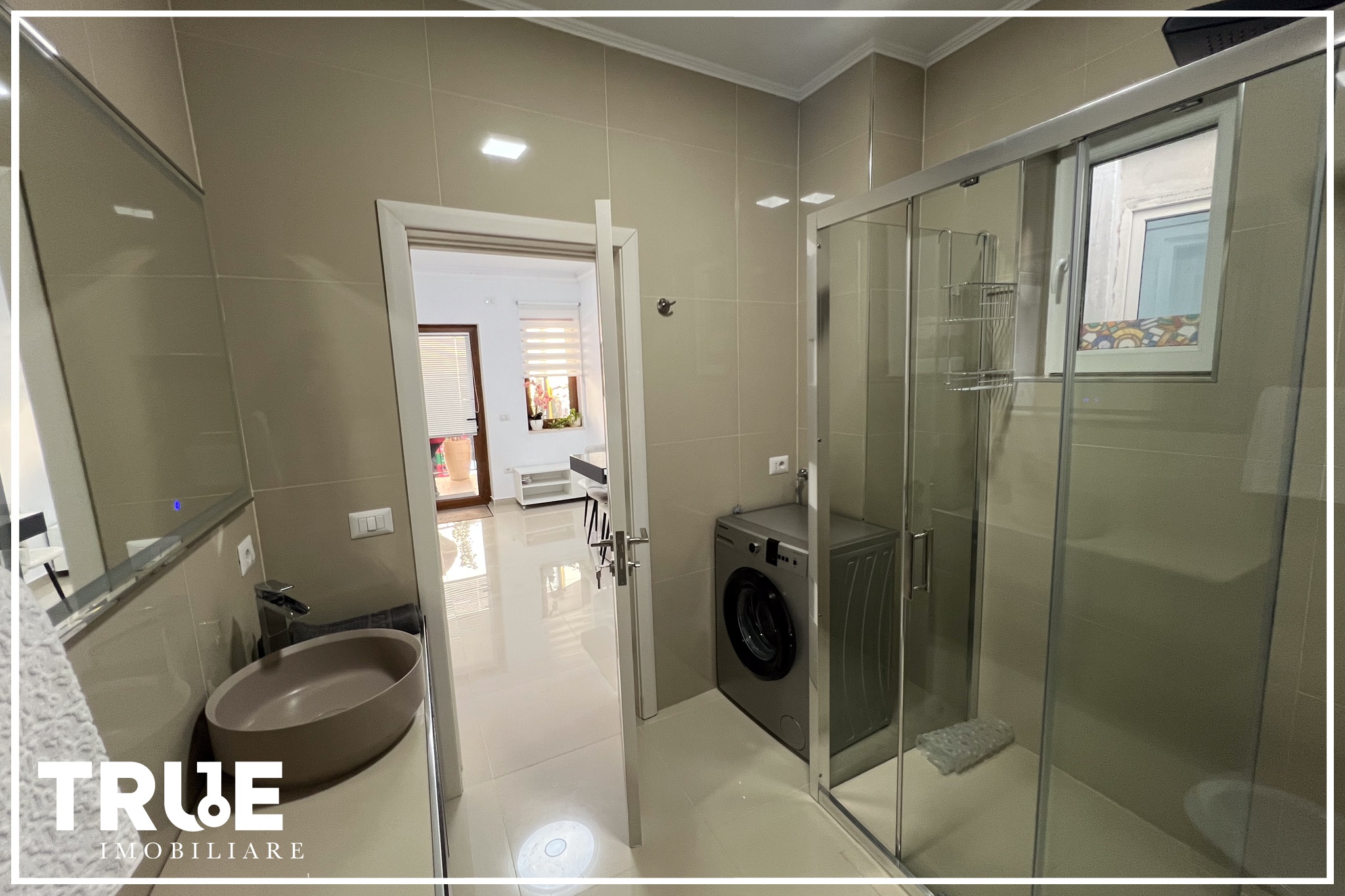 Ap. 3 camere de închiriat, 70 m², central | Târgu Mureș