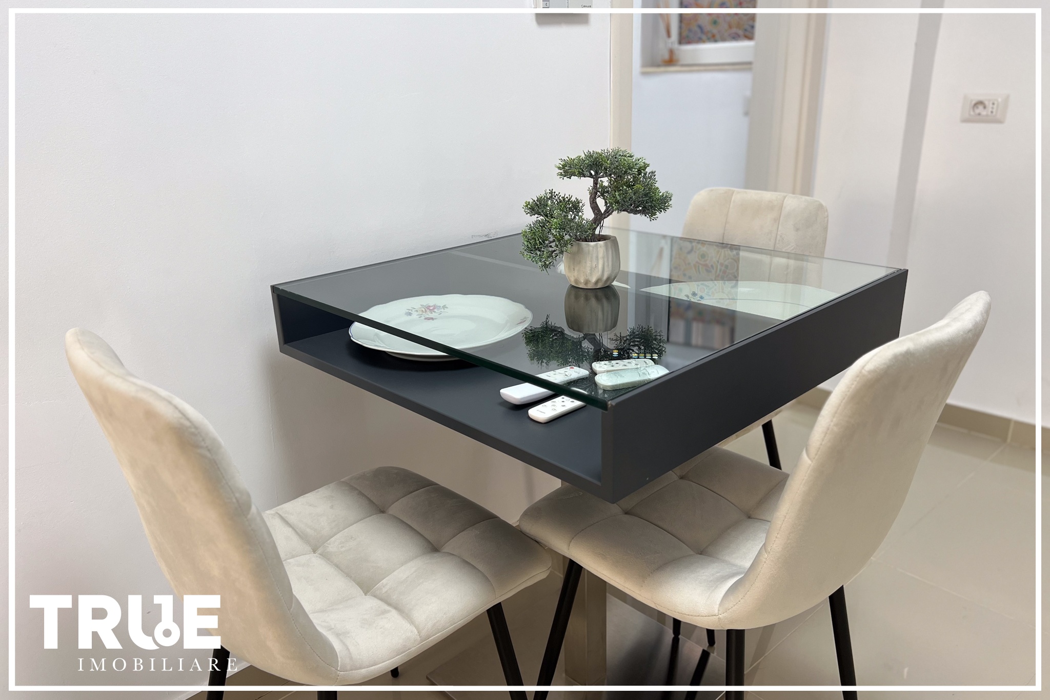 Ap. 3 camere de închiriat, 70 m², central | Târgu Mureș