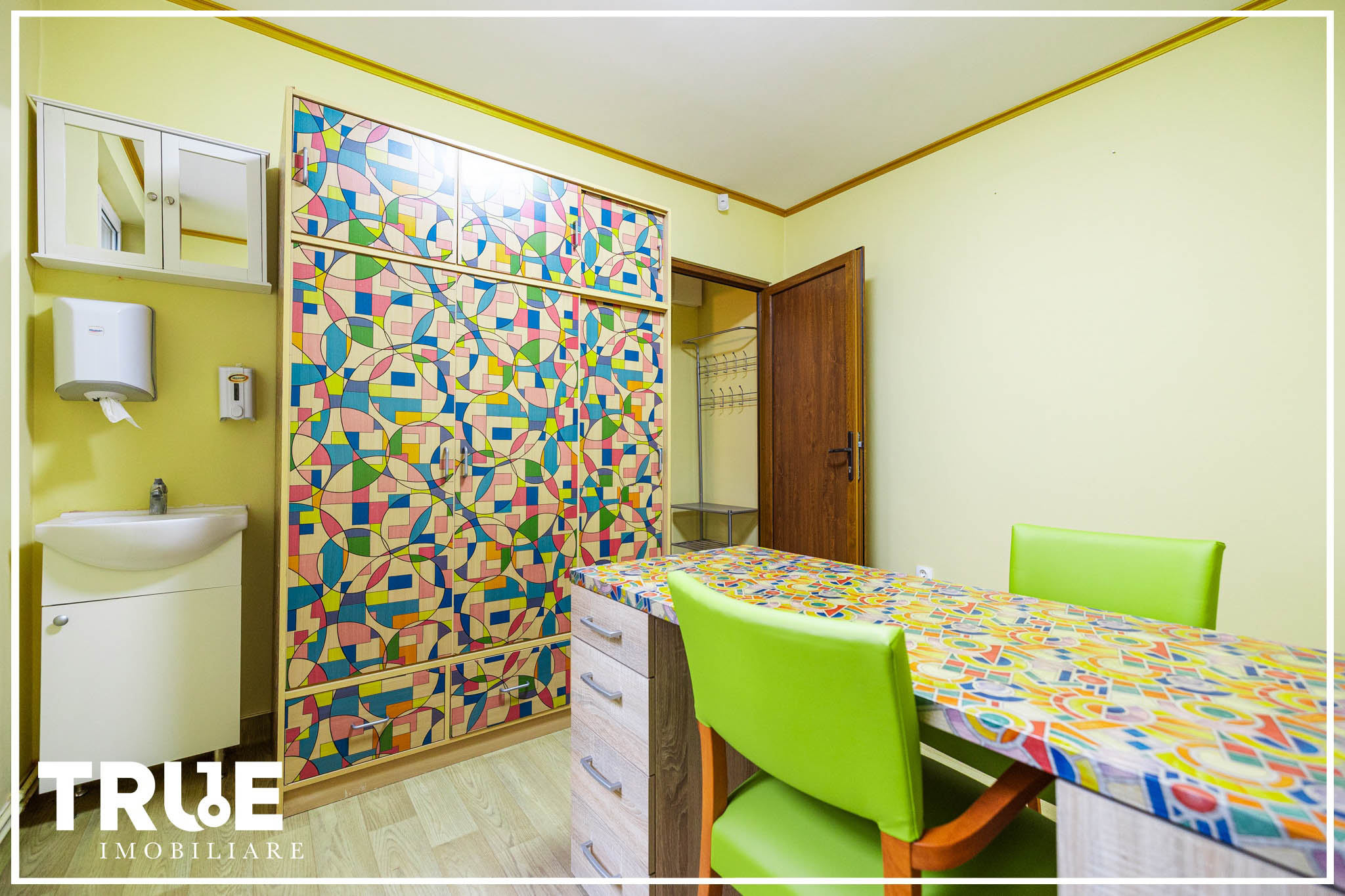 Spațiu comercial 90m² – Dâmbu Pietros, Târgu Mureș Spațiu comercial 90m² – Dâmbu Pietros, Târgu Mureș