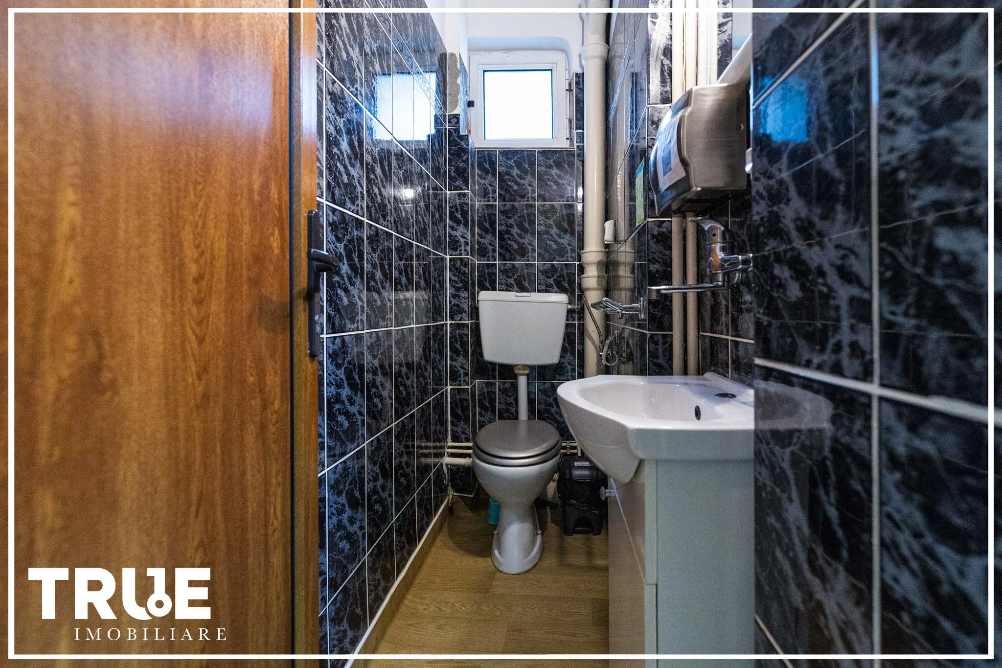 Spațiu comercial 90m² – Dâmbu Pietros, Târgu Mureș Spațiu comercial 90m² – Dâmbu Pietros, Târgu Mureș