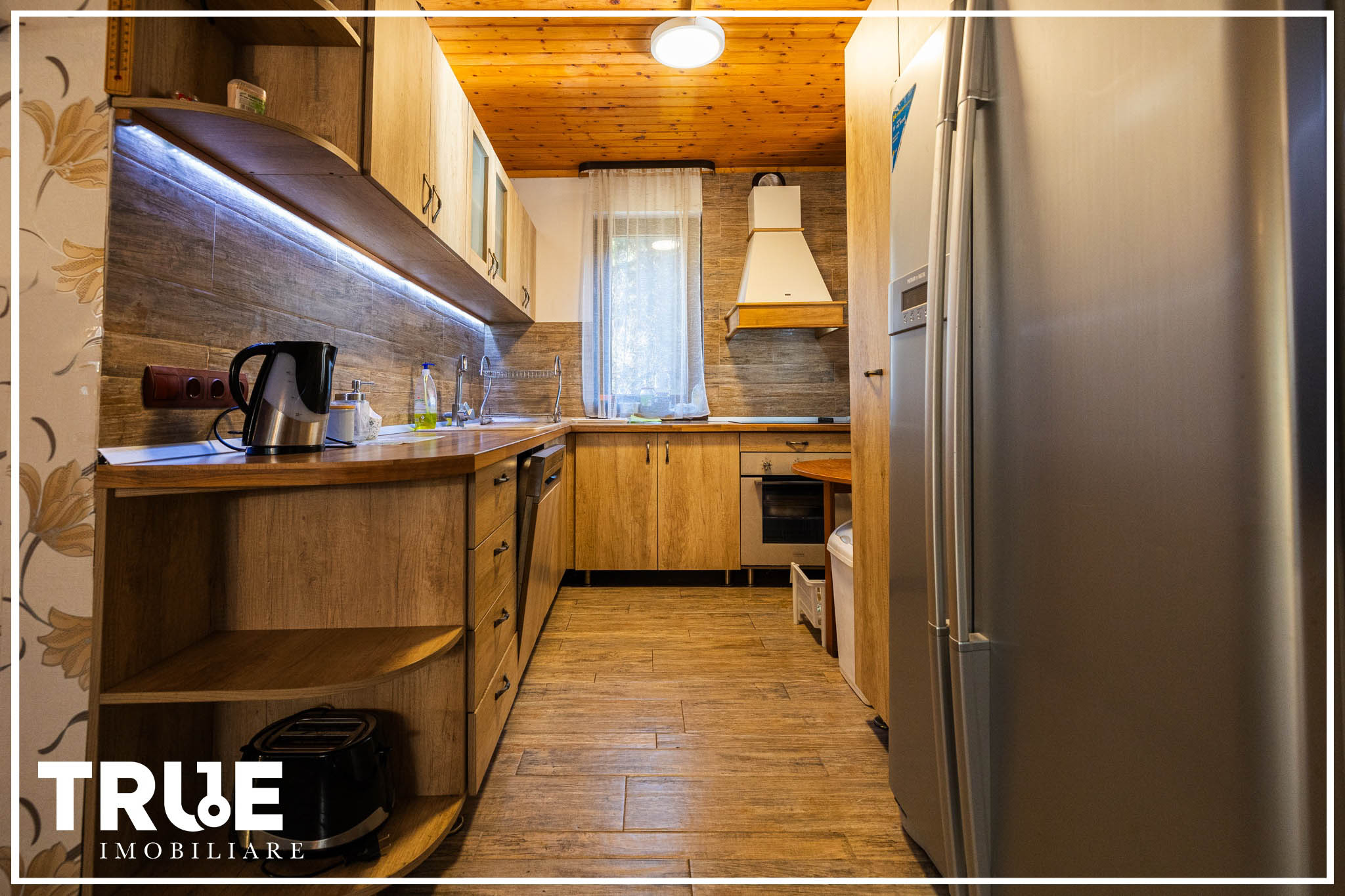 Cabană 210 m² + teren 1400 m² | Sălard, Mureș