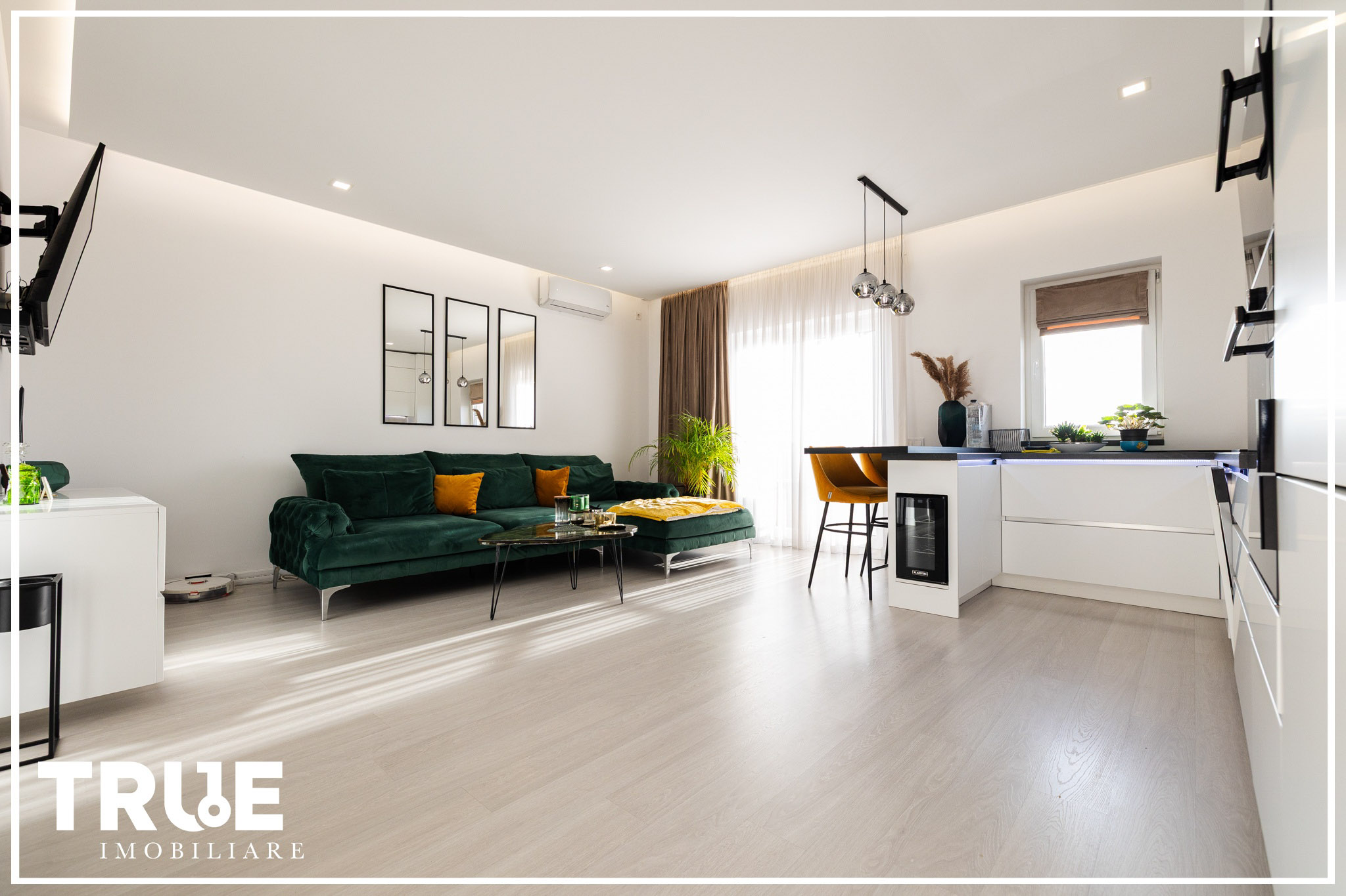 Ap. deosebit cu 2 camere 60m² + terasă 22m², Unirii